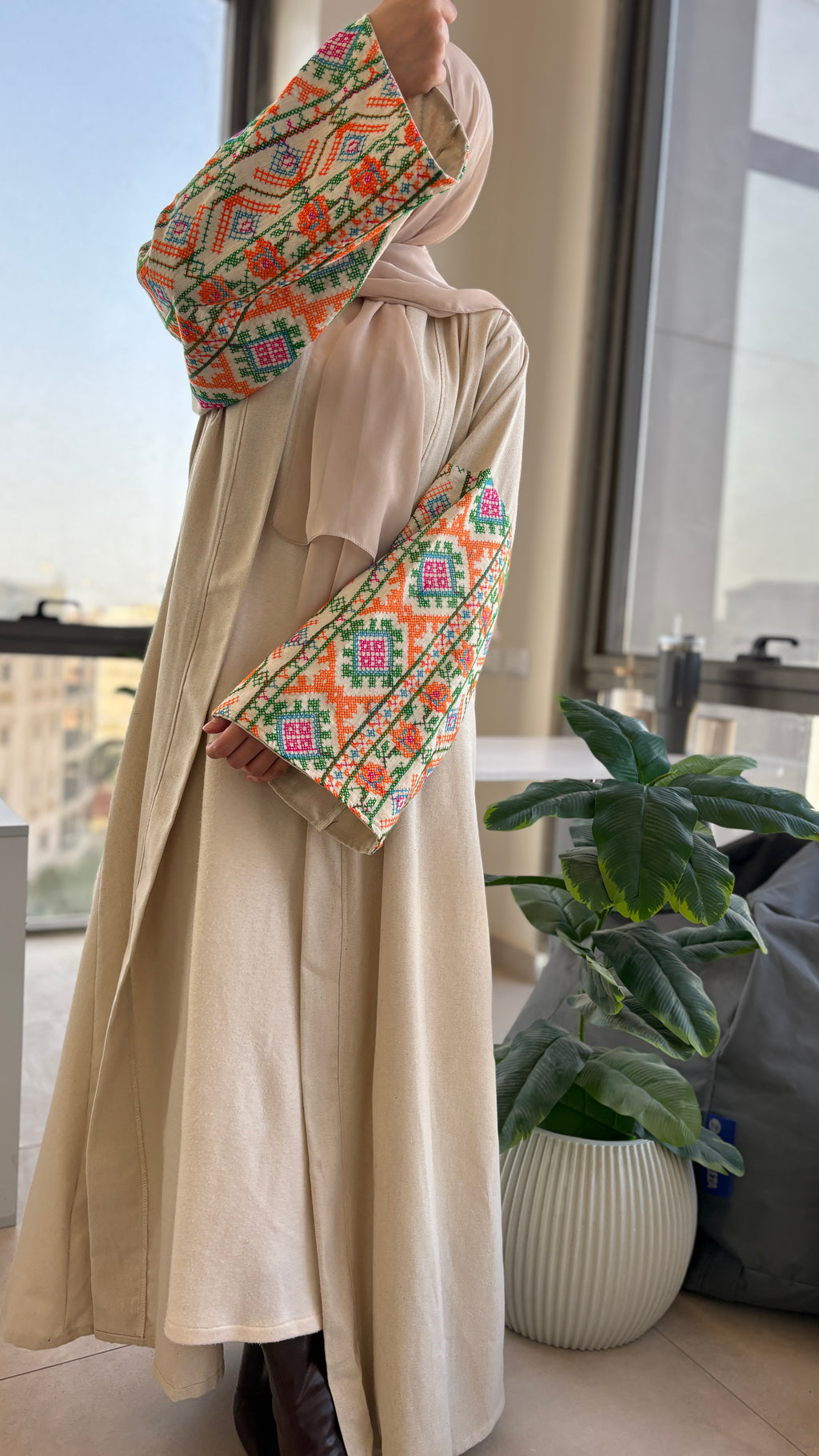 Marny Abaya