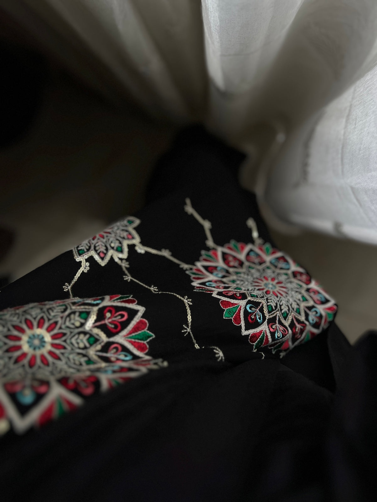 Sandy Abaya